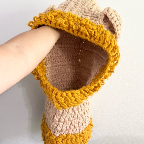 Handknit Animal Hooded Chunky Hat with Neck Handmade Yellow and Cream One Size - Picture 3 of 7